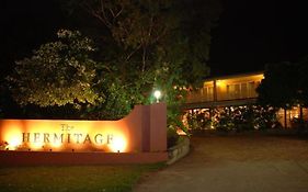 Hermitage Motel Campbelltown 4*