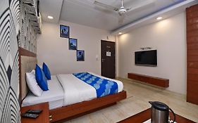 Hotel Ganga Ashoka Rishikesh 3*