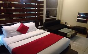 Hotel Samrat Kolhapur 3*