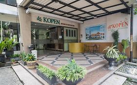 Urbanview Hotel de Kopen Malang