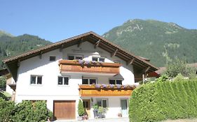 Deluxe Apartment in Sankt Gallenkirch with Mountain View