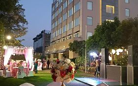 Golden Tulip Gurgaon Sector 29 Hotel India