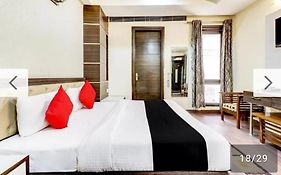 Hotel Sunshine Inn Ghaziabad 3* India