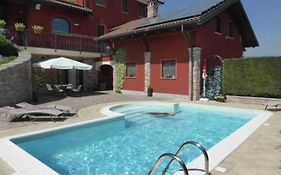 Villa Laura Rooms&pool  2*