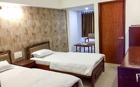 Hotel Apex Ahmedabad 3*