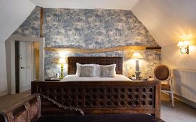 The Bull And Swan Stamford 4*