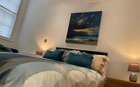 Stylish 2-Bed Luxury Apartment In Nottingham City