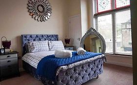 Inviting 2-Bed Apartment In Matlock Sleeps 6