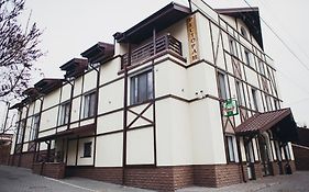 Отель Золотая Подкова