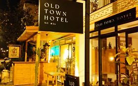 Old Town Hotel  3*