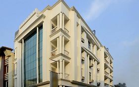 Hotel Europe Plaza Lucknow