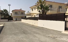 Villa Nissi Beach 28
