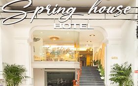 Khách Sạn Spring House Tp. Hồ Chí Minh 3*