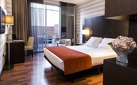 Zenit Hotel Pamplona 4*