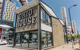 Ohio House Hotel In Chicago 2*