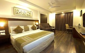 Hotel Le Roi Near New Delhi Railway Station  India
