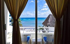 Hotel Playa Maya