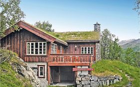 Nice Home In Hemsedal With 5 Bedrooms, Sauna And Wifi