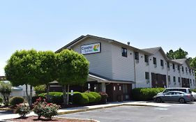 Coastal Inn & Suites Wilmington United States