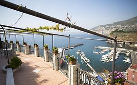 Domus San Vincenzo Bed And Breakfast 2*