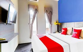 Oyo Flagship 91295 Suria City Hotel Syariah Bandung 3* Indonesia