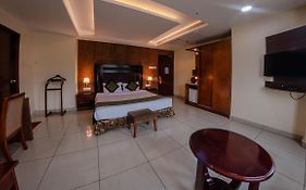 Hotel Gateway Grandeur Guwahati India