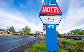 Royal Gateway Motel