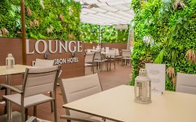Dinya Hotel & Lounge Bar  3*