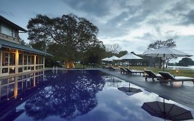 Lake Hotel Polonnaruwa