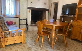 “Casa Rosi” Appartamento In Zona Medievale Pisogne