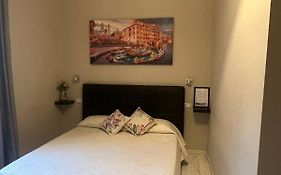 Termini Station Rooms Holidays Affittacamere