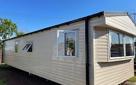 Two Bedroom Willerby Parkhome In Uddingston, Glasgow
