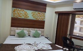 Hotel Jeevan Sandhya Puri India