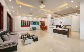 Hanoi Airport Suites Hostel & Travel