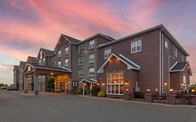 Best Western Plus Fredericton Hotel & Suites 4*