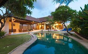 Bali Royal Heritage Villa