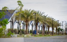 Koh Sne Long Beach Resort