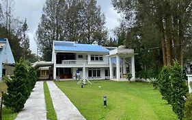Villa Berastagi Indah - Tebu Manis