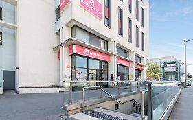 Appart'city Confort Lyon Gerland Aparthotel 3* France
