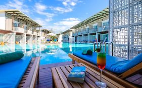 The Briza Beach Resort, Khao Lak Sha Extra Plus