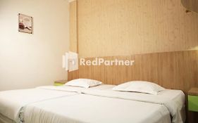 Wisma Sederhana Redpartner Hotel