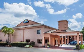 Days Inn And Suites Columbia Sc
