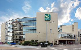 Quality Inn And Suites Oceanfront Virginia Beach Va 3*