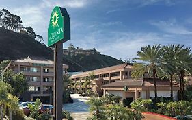 La Quinta Inn & Suites San Diego Seaworld Zoo Area