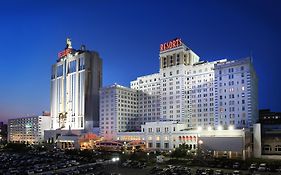 Resorts Casino Hotel  4*
