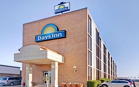 817 Hotel Days Inn By Wyndham Att Stadium/Texas Live photos Exterior