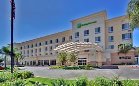 Holiday Inn Hotel & Suites Bakersfield, An Ihg Hotel