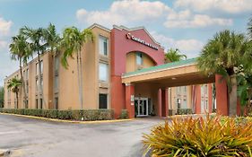 Comfort Inn And Suites Fort Lauderdale