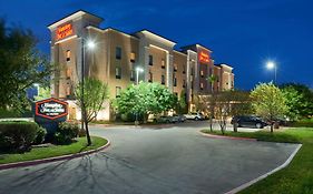 Hampton Inn & Suites Austin South Buda
