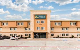 Quality Inn And Suites Plano Tx